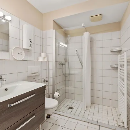 2-zimmer 50m2 - Naehe Innenhafen Und Hbf Apartamento